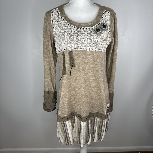 Scared Threads Tunic Sweater Sz M Crochet Boho Cottage Core Lagenlook Artsy - Picture 1 of 10